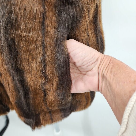 COACO New York Faux Mink Reversible Brown & Black Winter Vest M - Picture 3 of 11